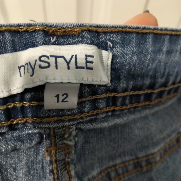 Denim capri bermuda medium wash knee length shorts - Picture 3 of 3